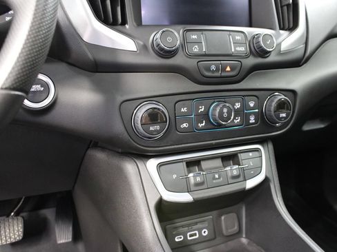 Used 2024 GMC Terrain SLE w/ GMC Pro Grade Package AWD/4WD image 54
