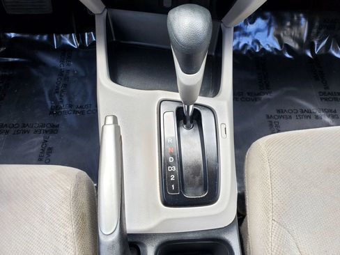 Used 2012 Honda Civic LX image 31