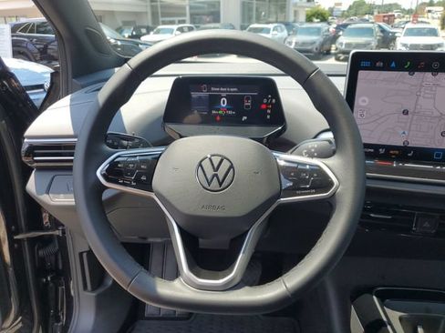 Certified 2025 Volkswagen ID.4 Pro RWD image 26
