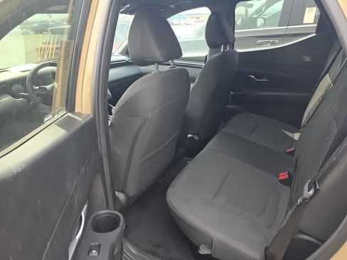 Used 2023 Hyundai Santa Cruz SEL Premium image 9