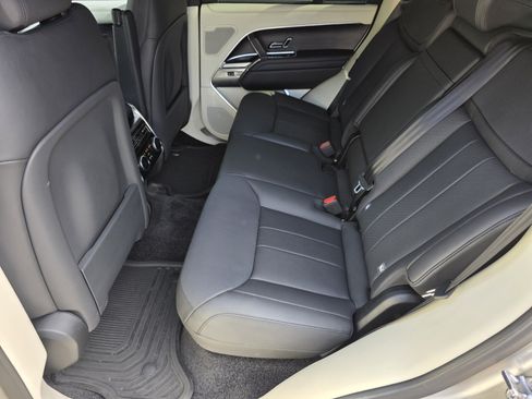 Certified 2024 Land Rover Range Rover SE AWD/4WD image 14