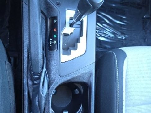 Used 2018 Toyota RAV4 XLE image 19