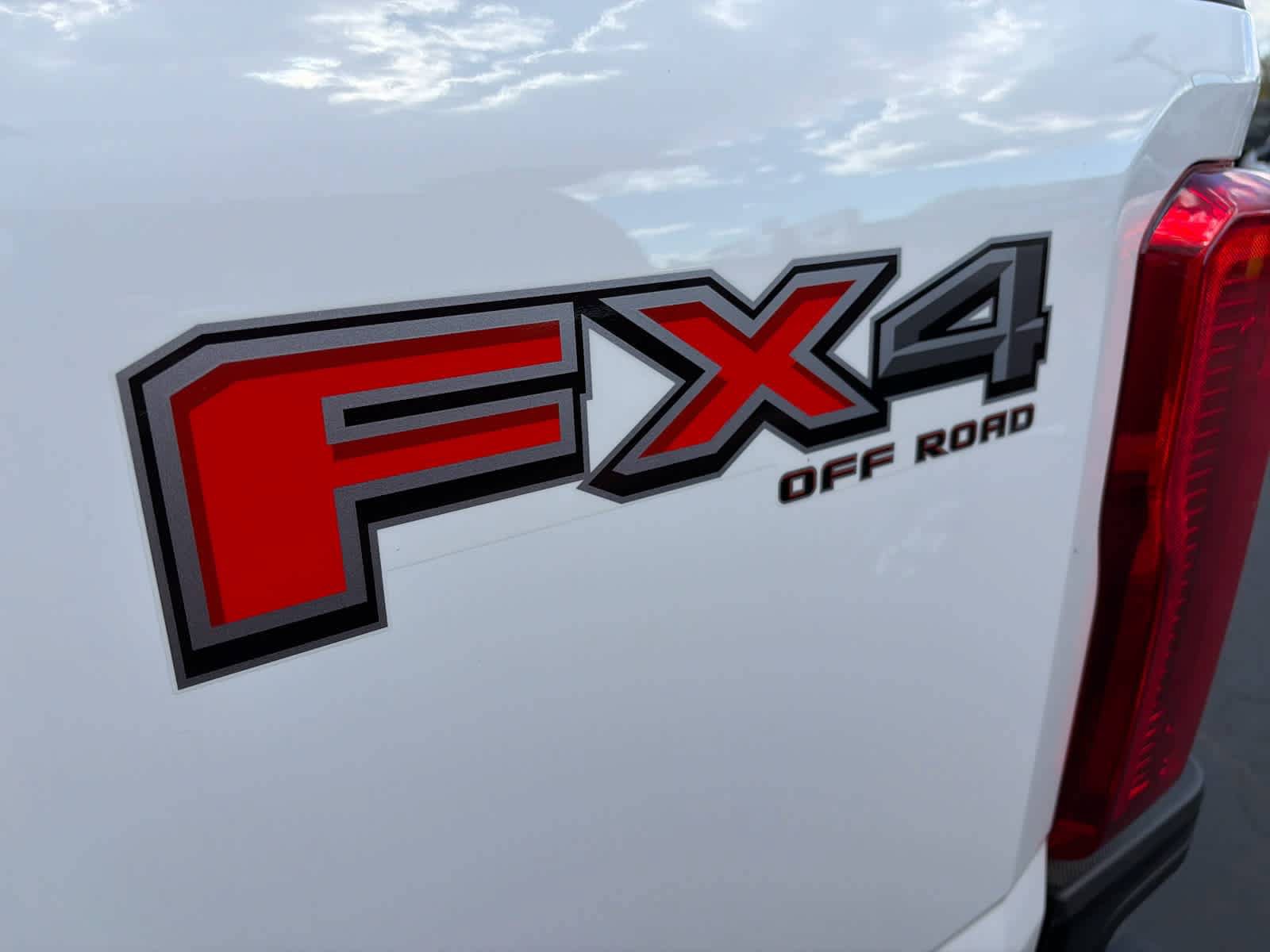 New 2026 Ford F250 XL w/ XL Off-Road Package AWD/4WD image 10