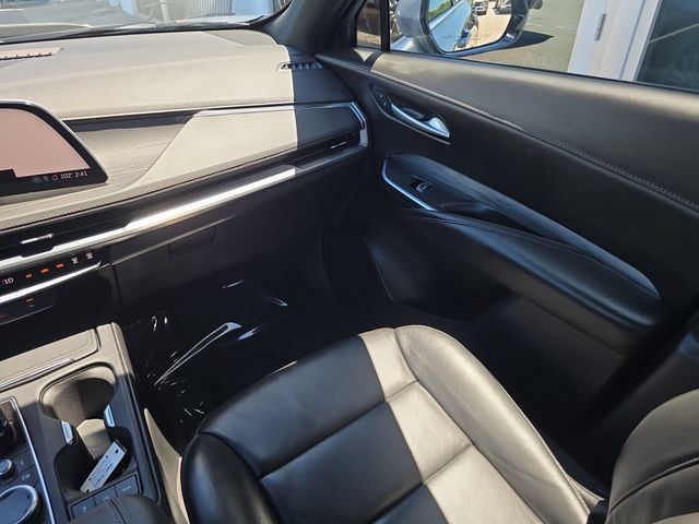 Certified 2024 Cadillac XT4 Premium Luxury AWD/4WD image 14