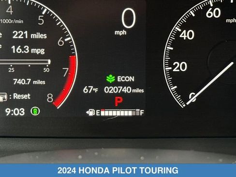 Certified 2024 Honda Pilot Touring image 29