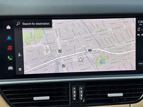 Used 2022 Porsche Cayenne Platinum Edition image 24