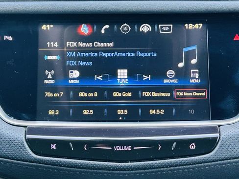 Used 2018 Cadillac XT5 Luxury w/ Driver Awareness Package image 23