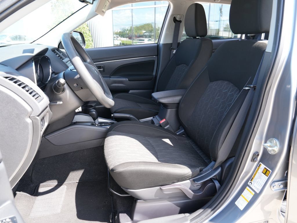 Used 2023 Mitsubishi Outlander Sport AWD image 18
