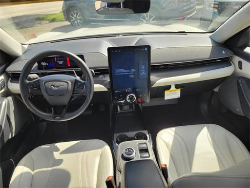 Used 2024 Ford Mustang Mach-E Premium image 11