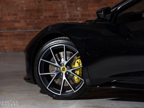 Used 2024 Lotus Emira First Edition image 11