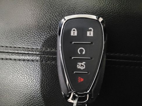 Used 2024 Chevrolet Malibu LT image 32