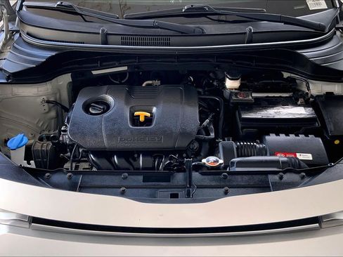 Used 2020 Kia Soul S FWD image 30