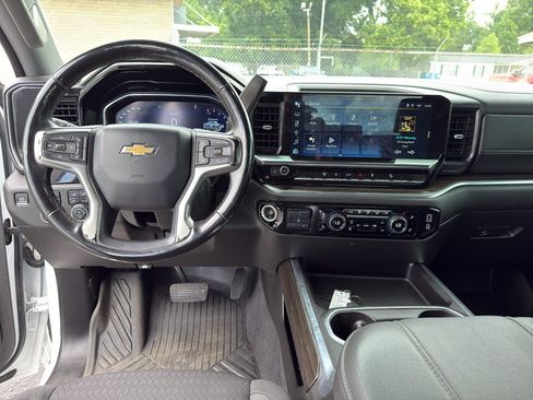 Used 2024 Chevrolet Silverado 2500 LT w/ Convenience Package AWD/4WD image 25