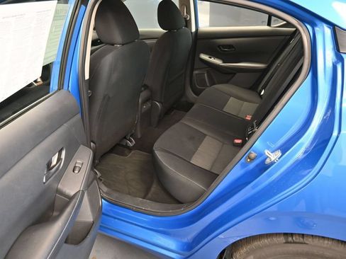 Used 2024 Nissan Sentra SV FWD image 17