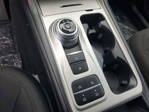 Certified 2023 Ford Explorer XLT image 27