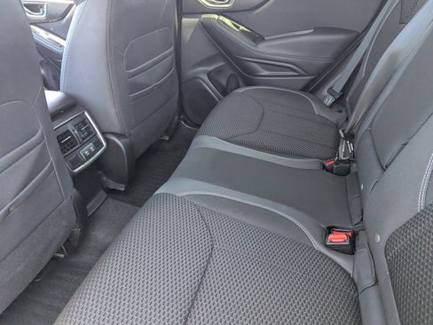 Used 2019 Subaru Forester Premium image 14