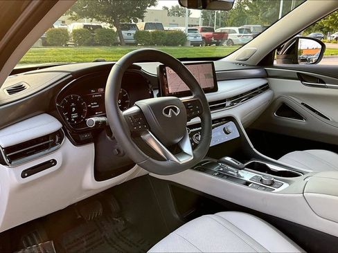 Certified 2026 INFINITI QX60 Luxe w/ Cargo Package AWD/4WD image 16