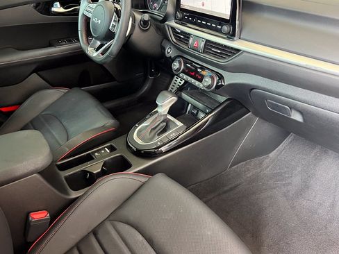 Used 2022 Kia Forte GT w/ GT2 Package FWD image 17