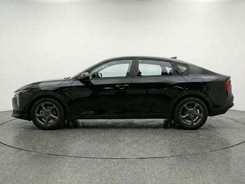 Used 2025 Kia K4 FWD image 5