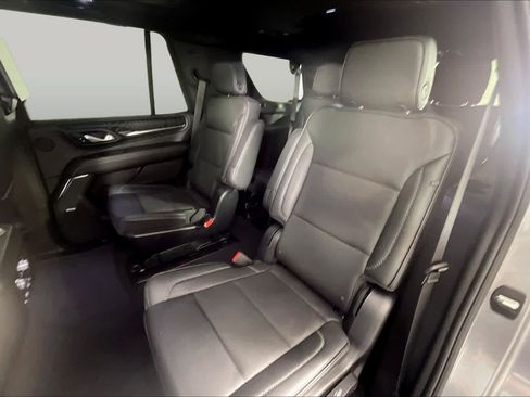 Used 2023 GMC Yukon Denali w/ Denali Reserve Package RWD image 19