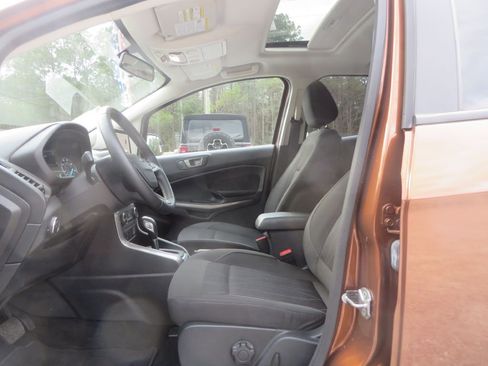 Used 2020 Ford EcoSport SE image 11