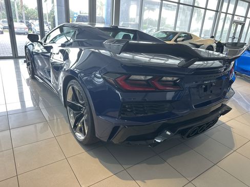 New 2025 Chevrolet Corvette Z06 w/ Z07 Performance Package image 6