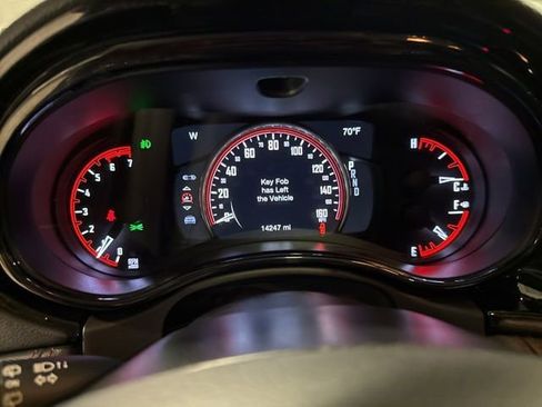Used 2023 Dodge Durango R/T w/ Tow 'N Go Package AWD/4WD image 13