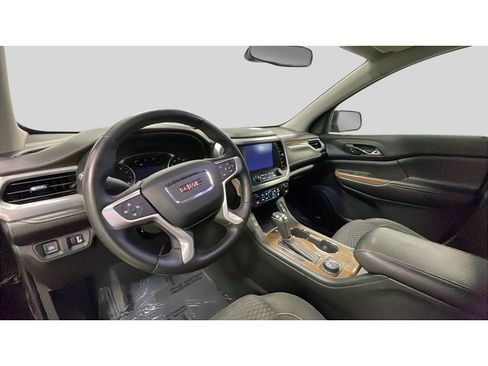 Used 2017 GMC Acadia SLE w/ Driver Alert Package I AWD/4WD image 11