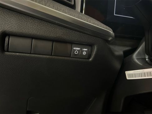 New 2026 Nissan Kicks SV w/ SV Premium Package image 18