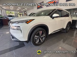 Used 2023 Nissan Rogue SL image 1