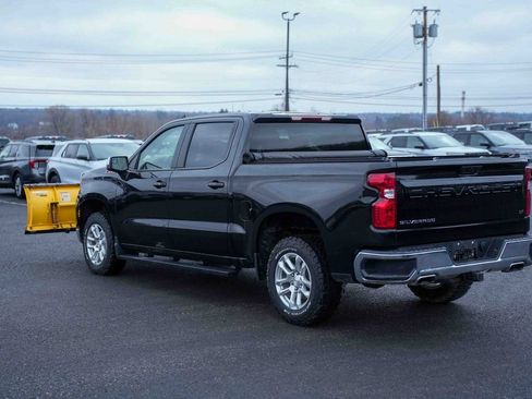 Used 2023 Chevrolet Silverado 1500 LT w/ Z71 Off-Road Package image 7