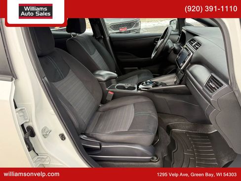 Used 2020 Nissan Leaf SV Plus image 16