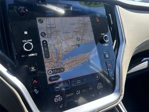 Used 2020 Subaru Outback Limited image 17