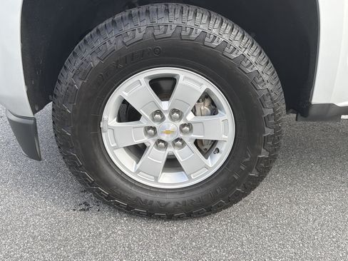 Used 2018 Chevrolet Colorado W/T w/ WT Convenience Package RWD image 13