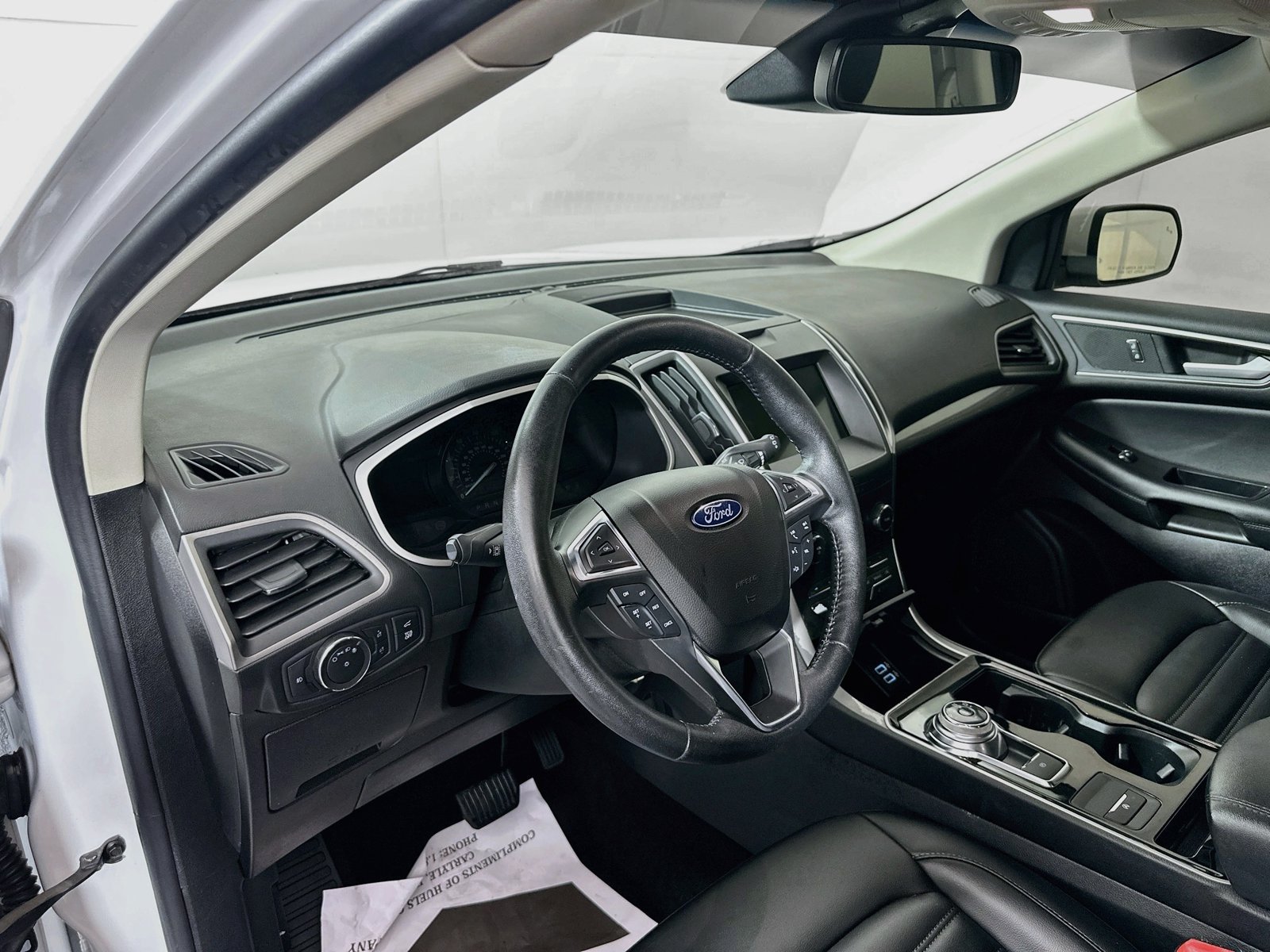 Used 2020 Ford Edge SEL w/ Convenience Package FWD image 9