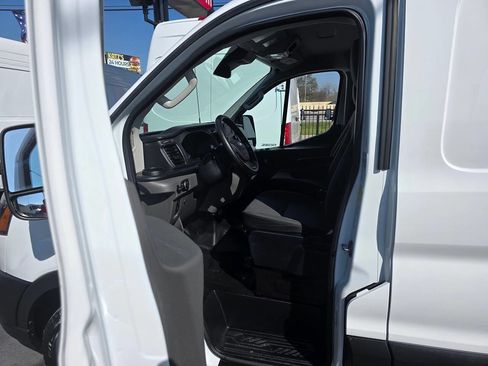 Used 2023 Ford Transit 250 Low Roof image 17