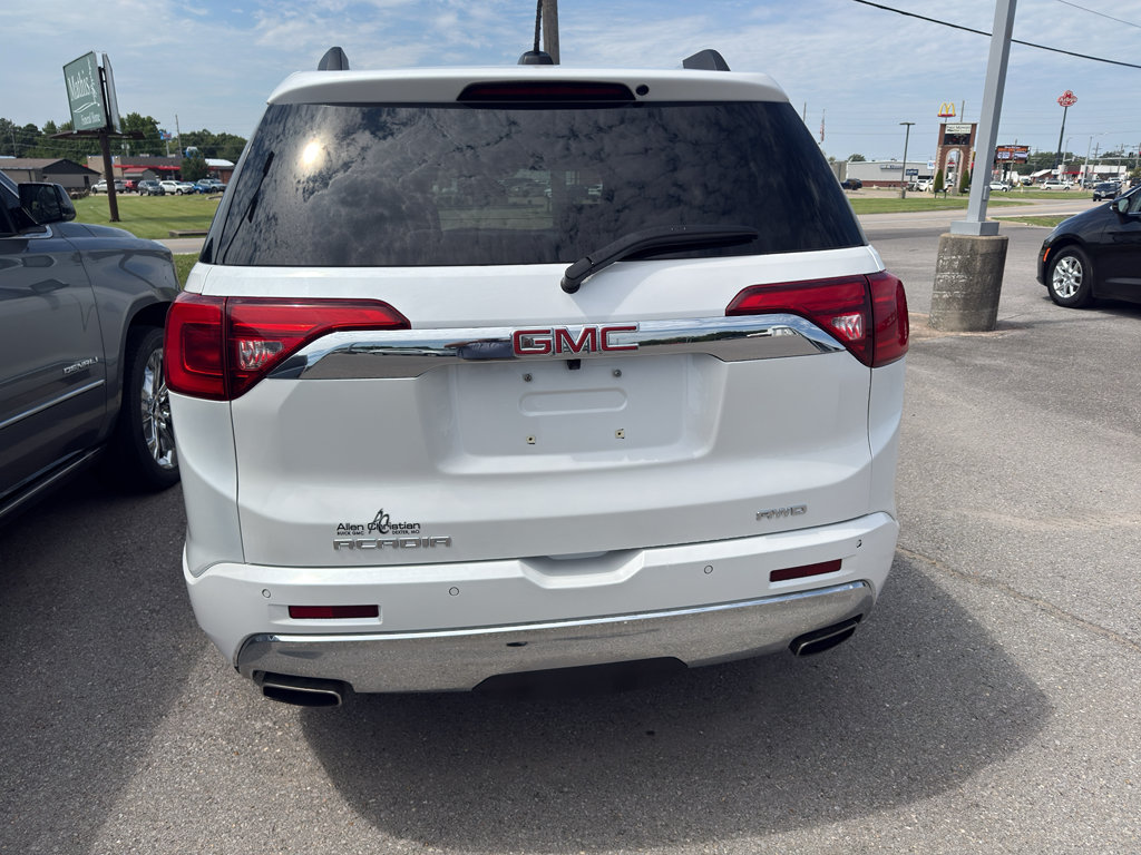 Used 2019 GMC Acadia Denali w/ Technology Package AWD/4WD image 4