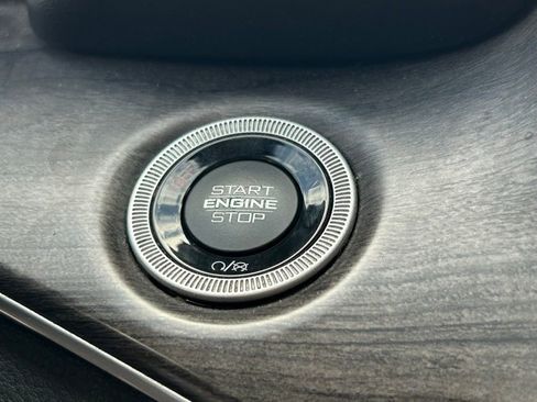 Used 2021 Jeep Grand Cherokee L Limited image 51