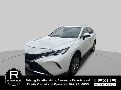 Used 2022 Toyota Venza XLE AWD/4WD image 1