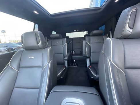 Used 2023 Cadillac Escalade Sport w/ LPO, ONYX Package AWD/4WD image 21