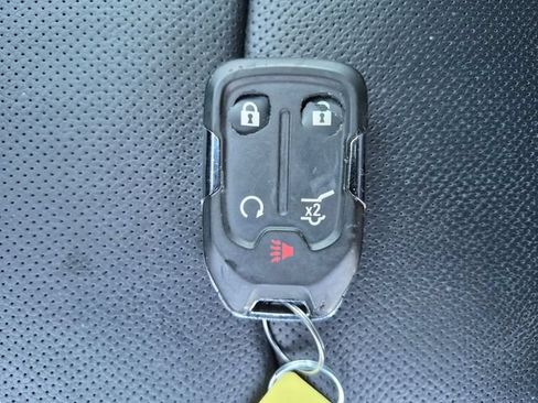 Used 2019 GMC Terrain SLT w/ Preferred Package AWD/4WD image 29