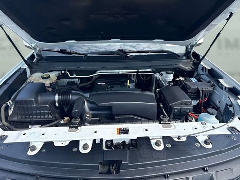 Used 2022 Chevrolet Colorado LT w/ Fleet Safety Package RWD image 17