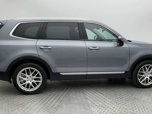 Used 2025 Kia Telluride SX AWD/4WD image 9