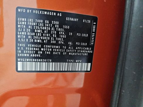 Used 2025 Volkswagen ID. Buzz Pro S Plus image 8