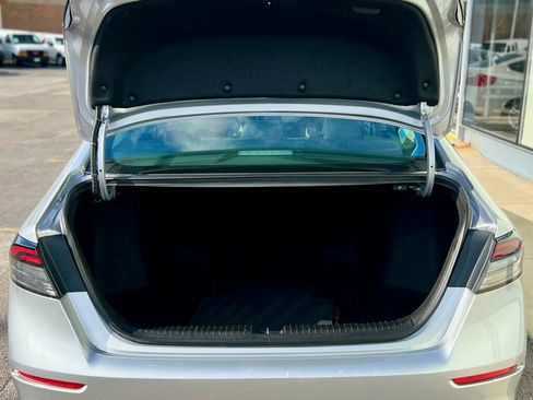 Used 2023 Honda Accord LX image 8