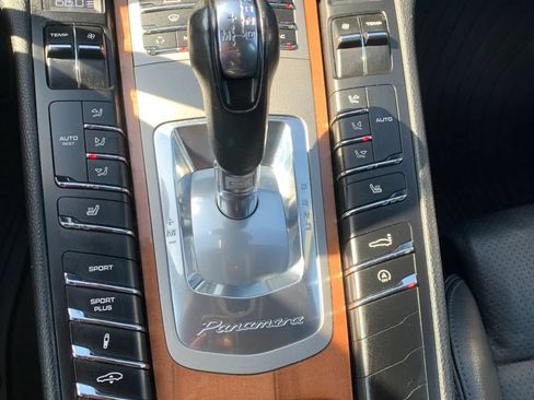 Used 2011 Porsche Panamera 4S AWD/4WD image 28