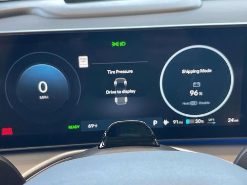 New 2026 Hyundai Ioniq 9 Calligraphy image 32