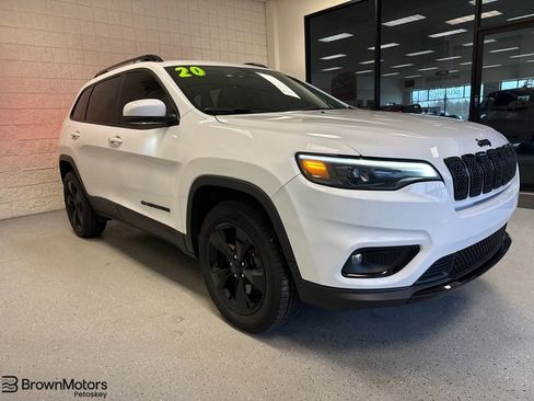 Used 2020 Jeep Cherokee Latitude Plus AWD/4WD image 1