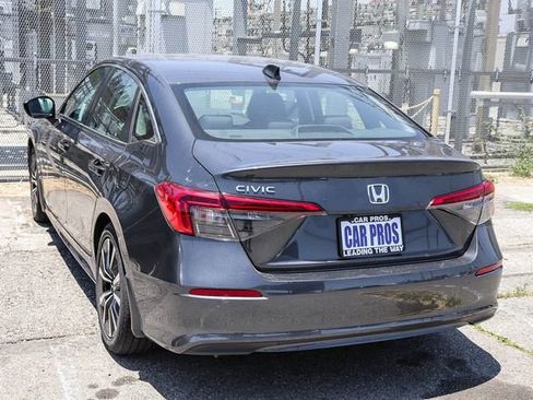 Used 2024 Honda Civic EX image 12