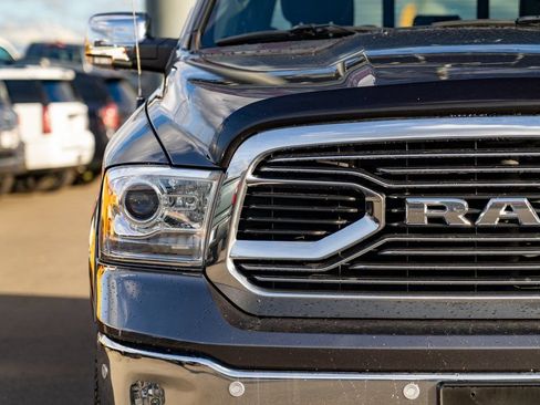 Used 2017 RAM 1500 Limited image 5